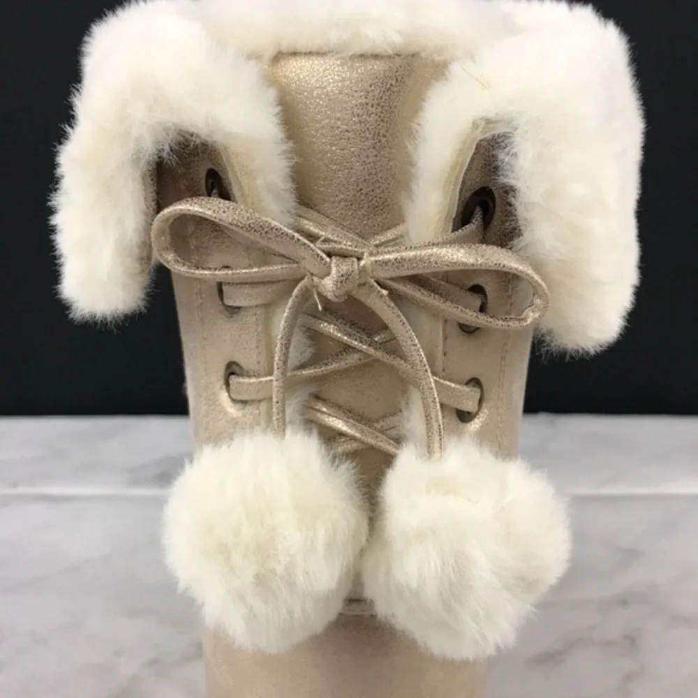 Sugar - ‘Gold metallic boots’ Fur lined with pompoms. SZ: 1,2,3,4. NWT